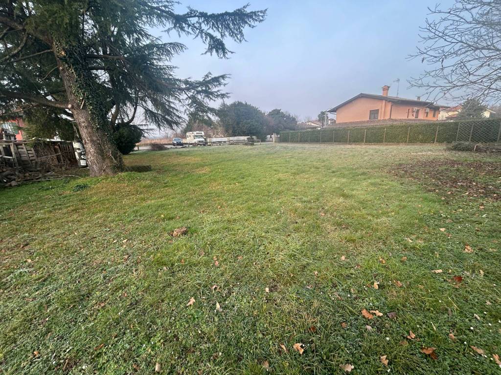 Terreno a Capriva del friuli in Via San Lorenzo - Foto 5