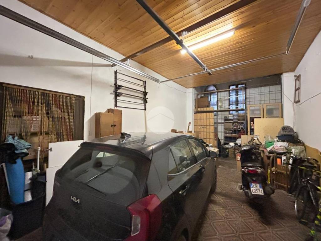 Box / garage a Verona in Vicolo San Salvatore Vecchio, 3 - Foto 2