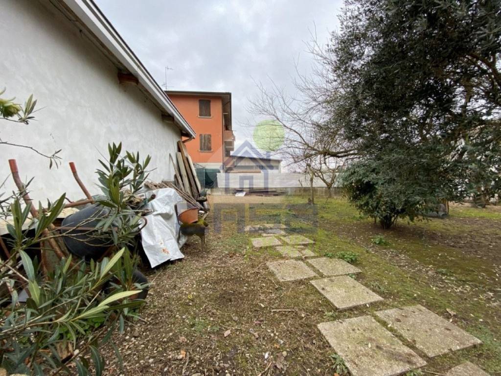 Casa indipendente a Boretto in via f.lli cervi - Foto 4