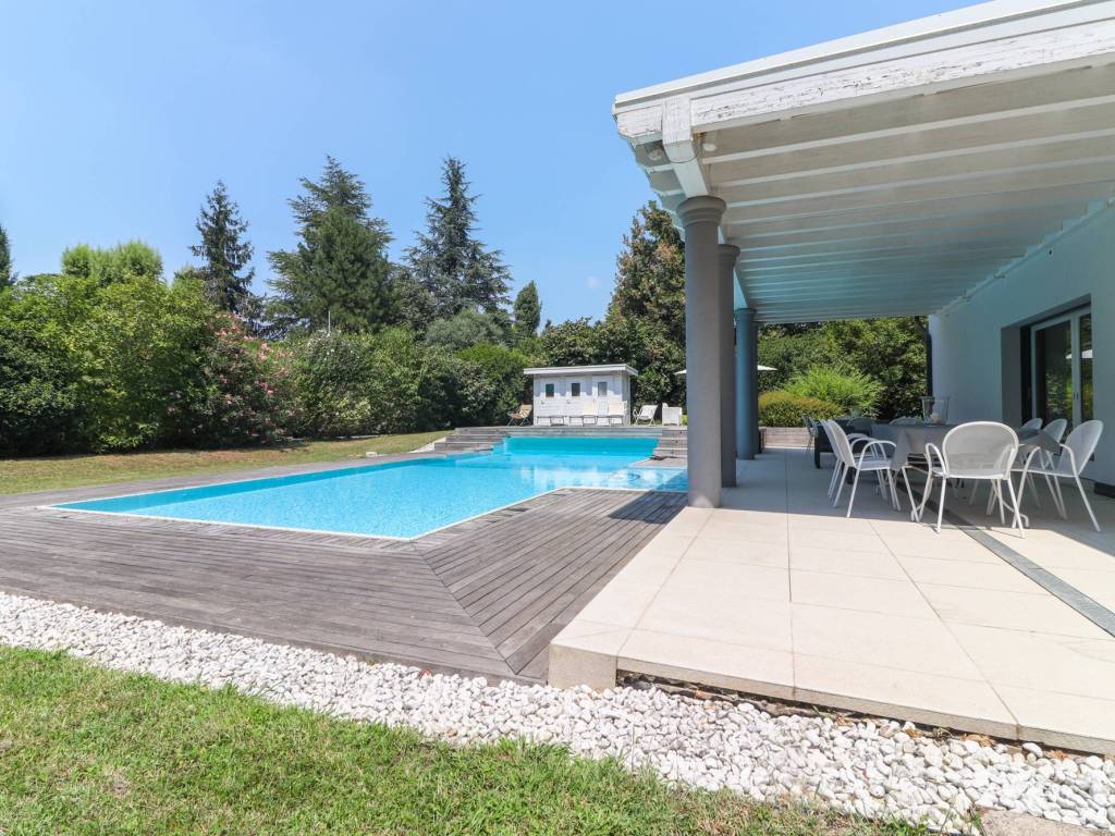 Villa a Cento in Via Giovannina, 29 - Foto 2