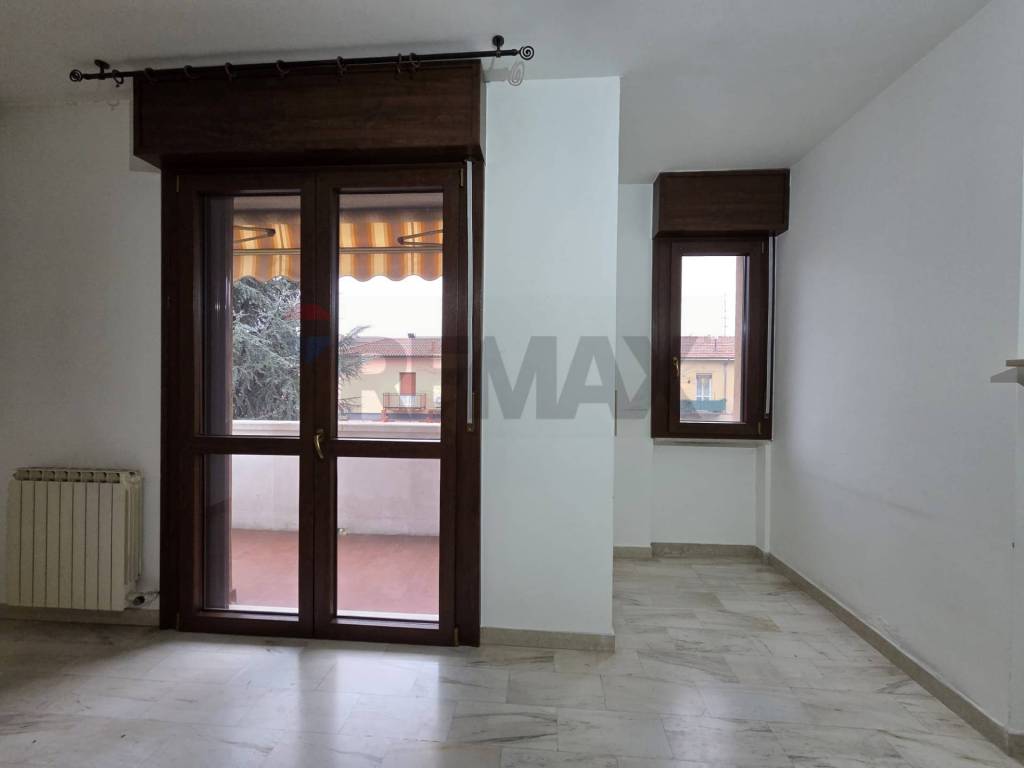 Appartamento a Gallarate in Via Monte Nero, 21 - Foto 4