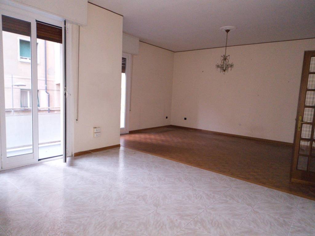 Appartamento a Savona in Via Alfieri - Foto 4