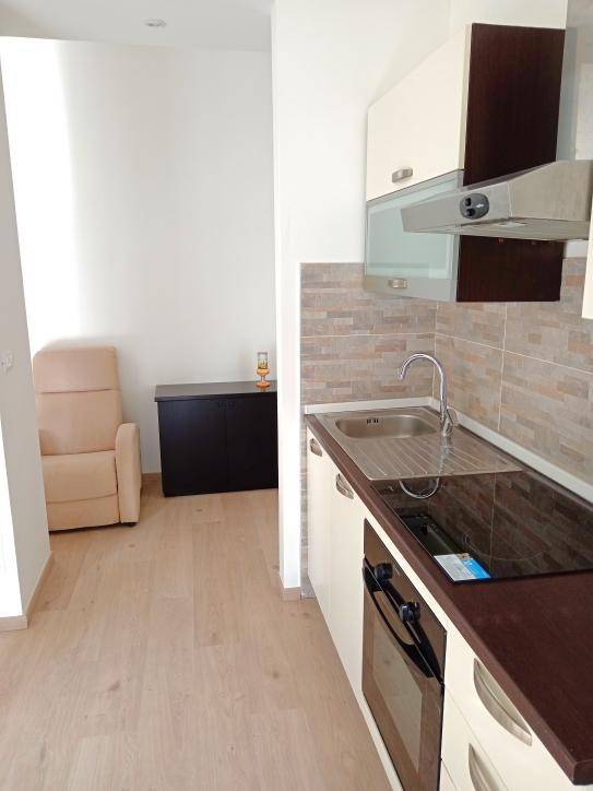 Appartamento a Spotorno in Via Venezia - Foto 2