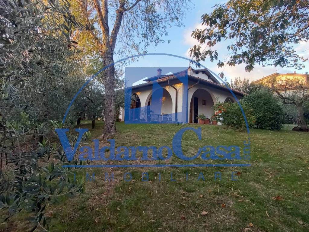 Villa a Reggello in via 8 settembre - Foto 5