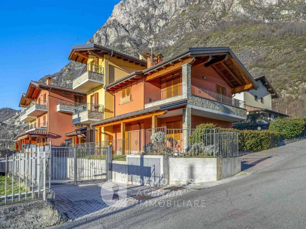 Appartamento a Novate mezzola in Via al Castello, 41 - Foto 2