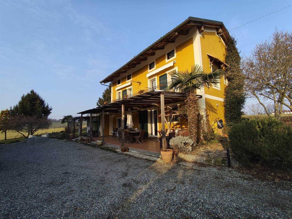 Casa indipendente a Cavaglià in Cascina Montelago Piccolo, 76 - Foto 3