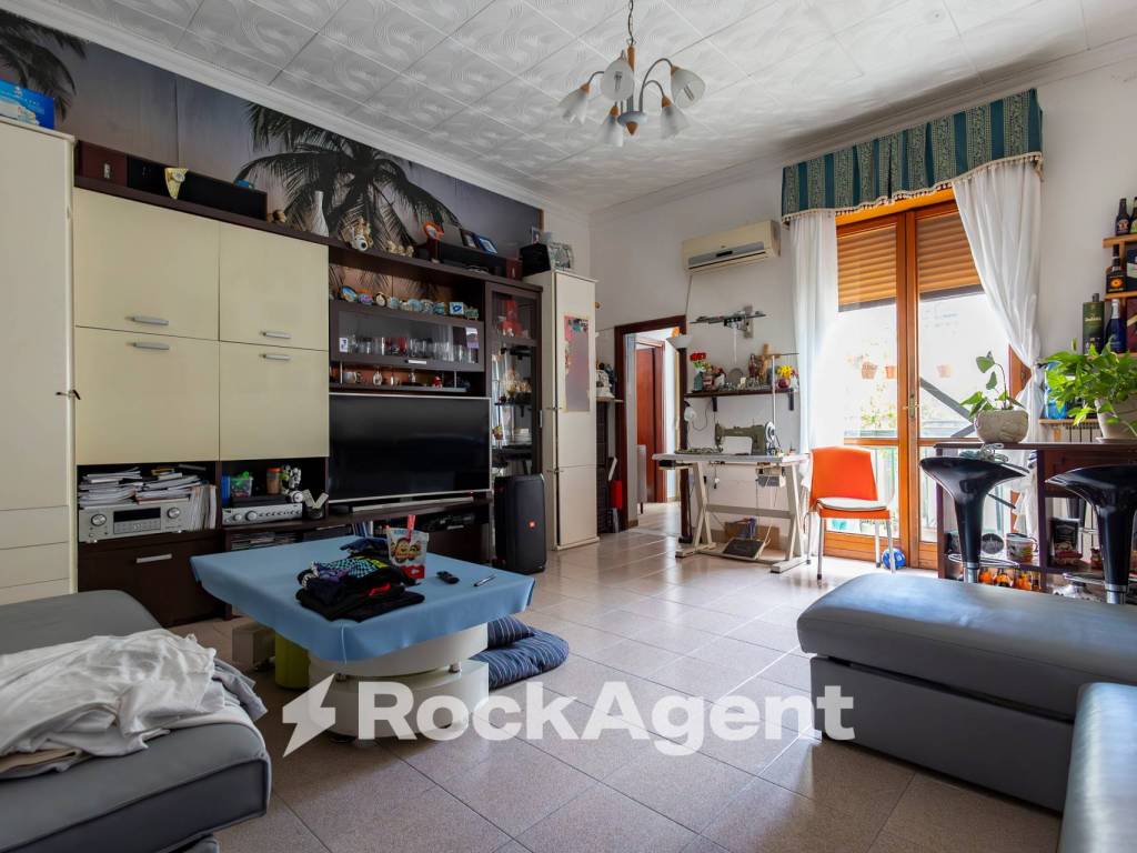 Appartamento a Catanzaro in Vico III Gradoni Porta Marina, 2 - Foto 2