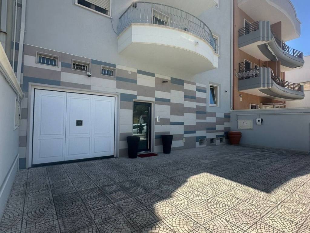 Appartamento a Taranto in Via Cadore, 17 - Foto 2
