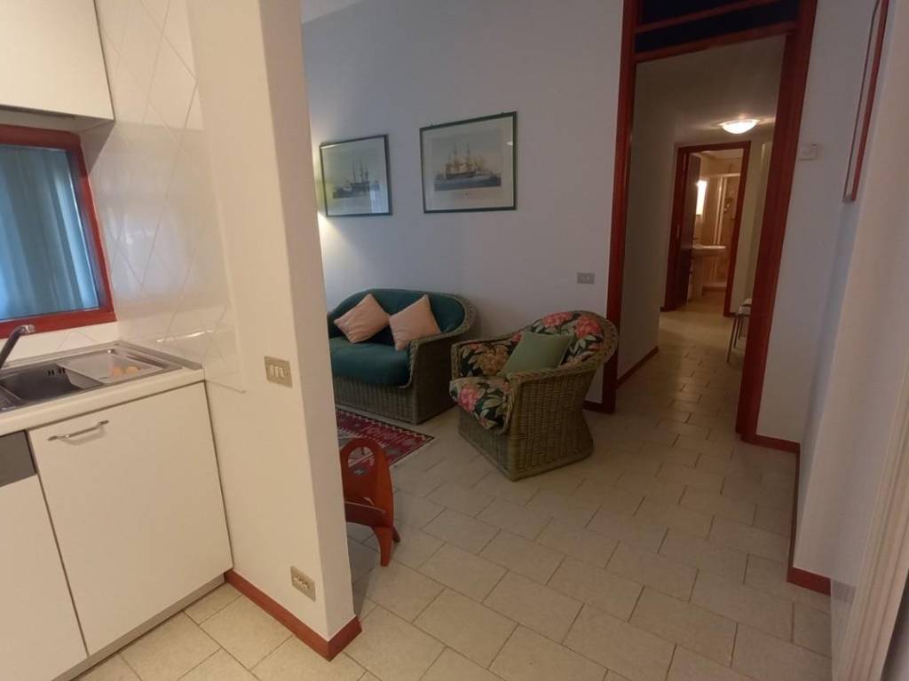 Appartamento a Camaiore in Viale Cristoforo Colombo, - Foto 3
