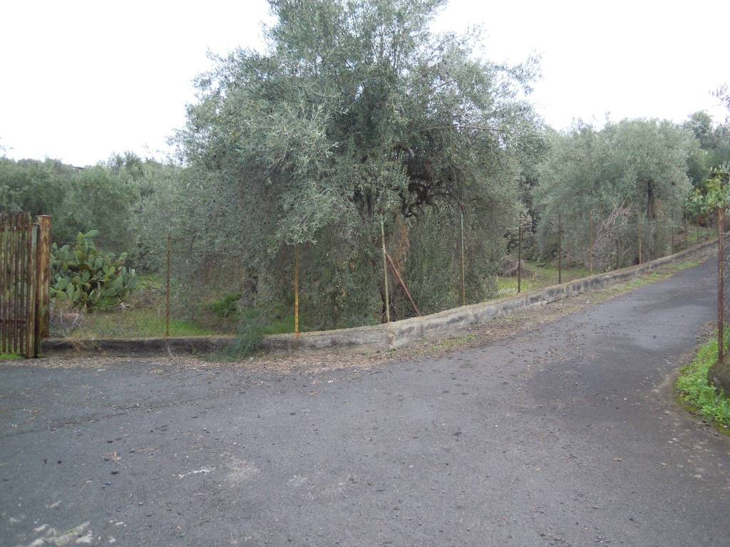 Terreno a Belpasso in Strada Comunale Mulini - Foto 2