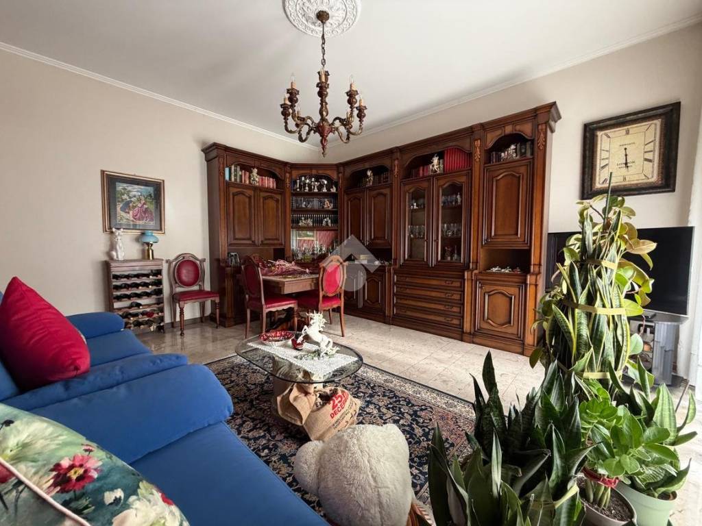 Appartamento a Bareggio in Via Alessandro Manzoni, 31 - Foto 5