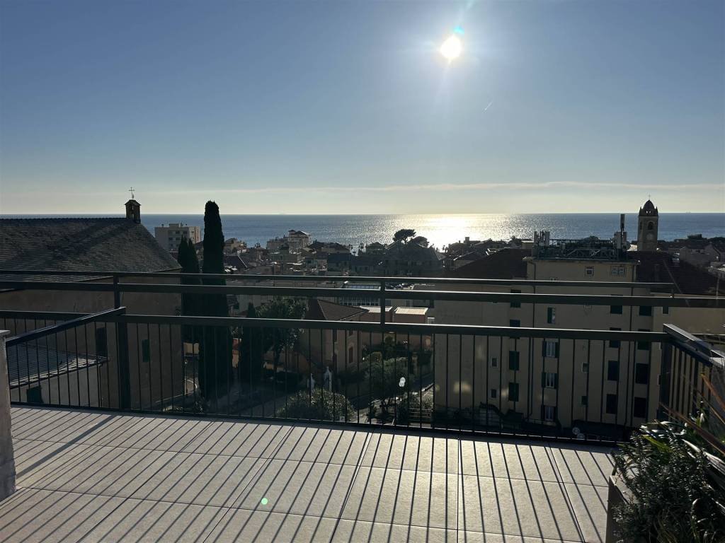 Appartamento a Spotorno in Via Genova - Foto 2