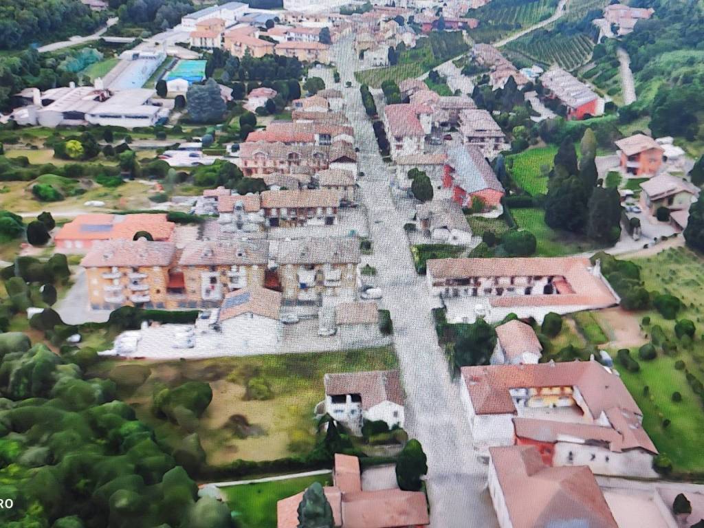 Appartamento a Diano d'alba in Via Alba Cortemilia, 184 - Foto 2