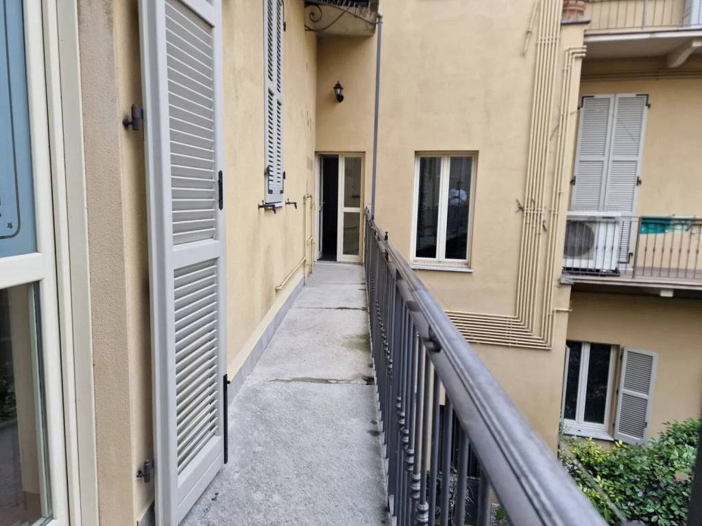 Appartamento a Tortona in Piazza Gavino Lugano - Foto 3