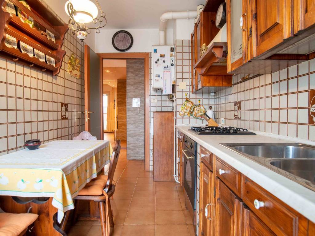 Appartamento a Trieste in Via Arcangelo Corelli, 14 - Foto 2