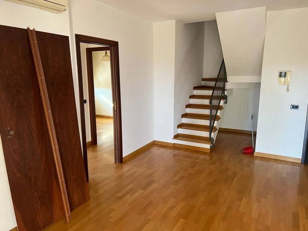 Appartamento a Reggio emilia in Via Zanichelli - Foto 4