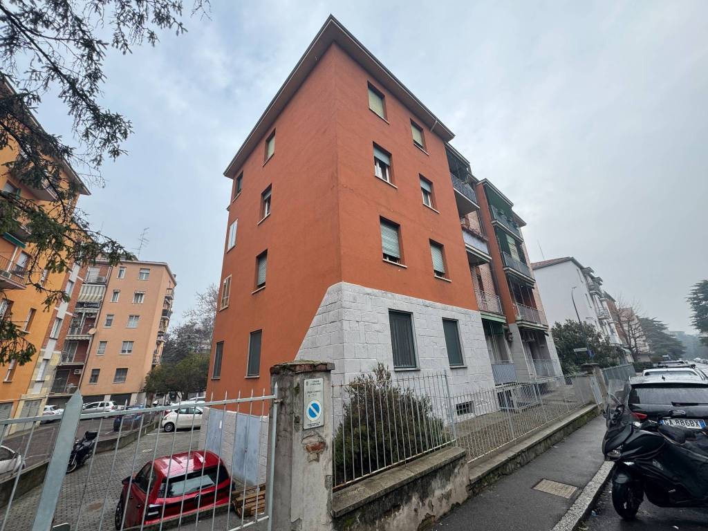 Appartamento a Bologna in Via Claudio Treves, 21 - Foto 2