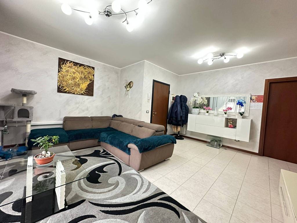 Appartamento a Landriano in Via Papa Giovanni Paolo II, 7 - Foto 2