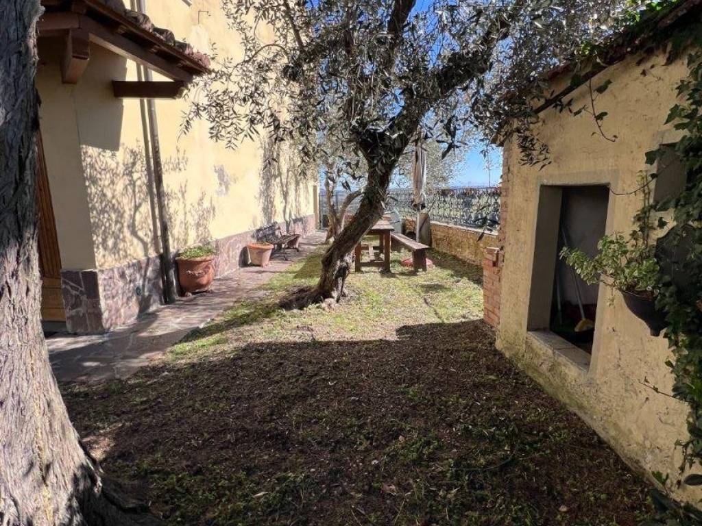 Casa indipendente a Castelfiorentino in Via Orazio Bacci - Foto 5