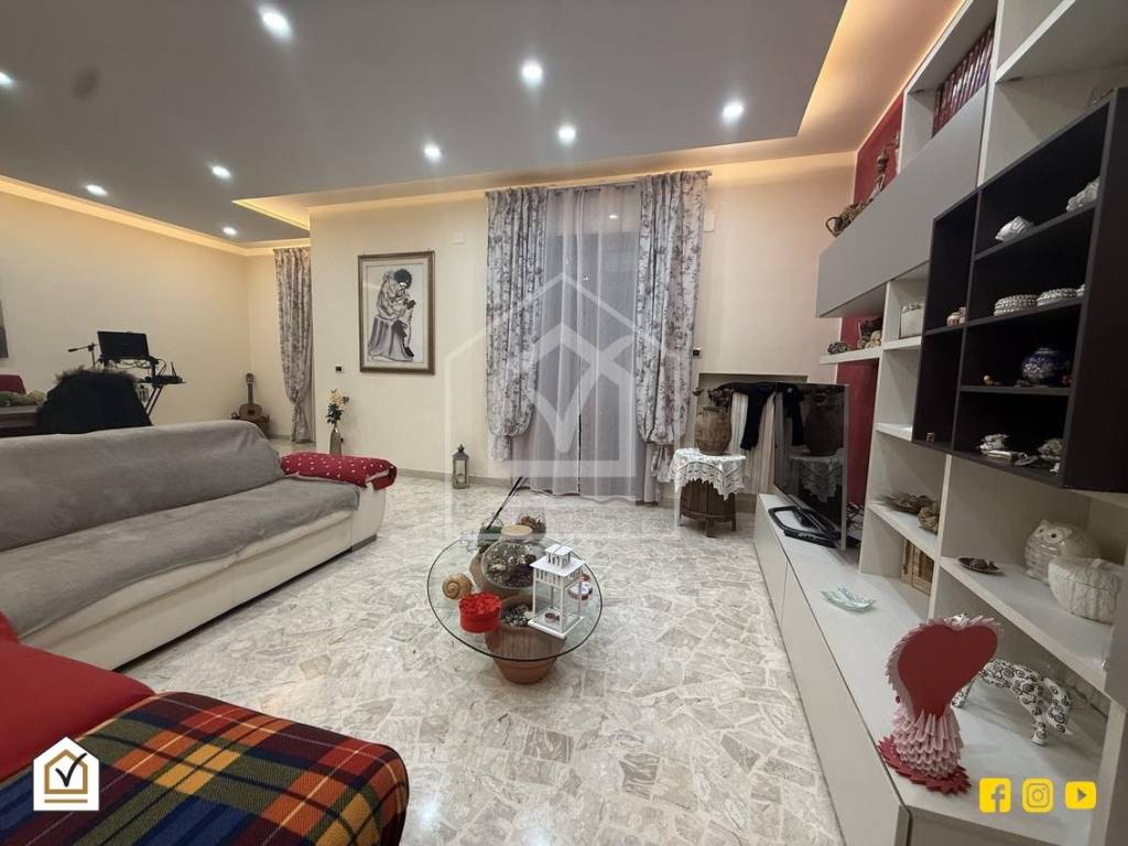 Appartamento a Valenzano in Via Leonardo da Vinci - Foto 4