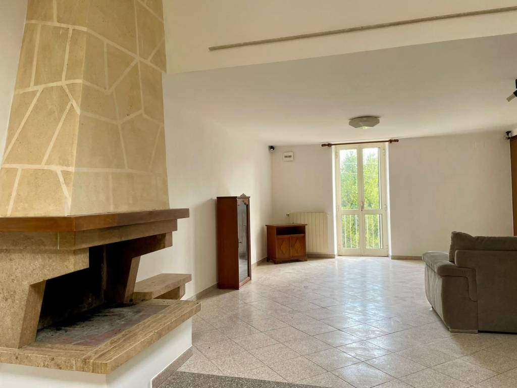 Appartamento a Graffignano in Piazza Umberto I - Foto 3