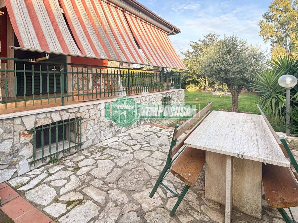 Villa a Anguillara sabazia in Via Pietro Nenni - Foto 5