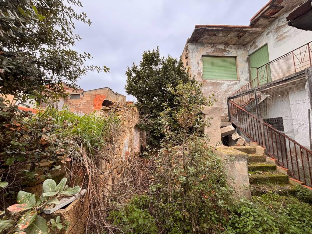 Casa indipendente a Sanluri in Via Camillo Benso di Cavour - Foto 2