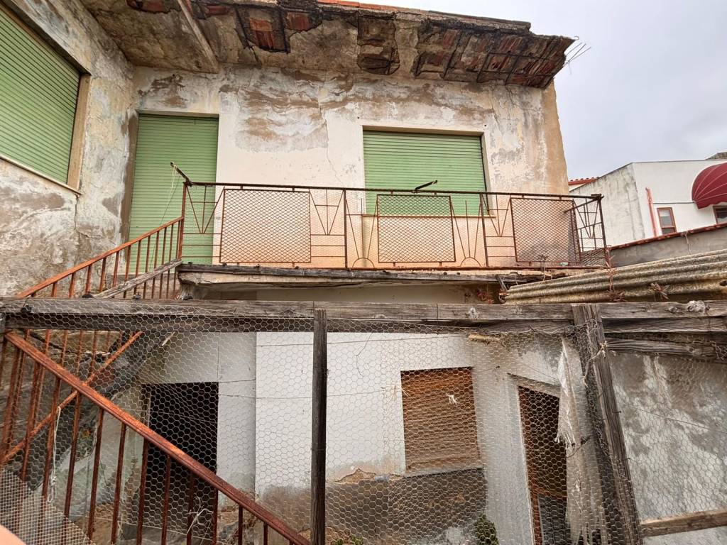 Casa indipendente a Sanluri in Via Camillo Benso di Cavour - Foto 4