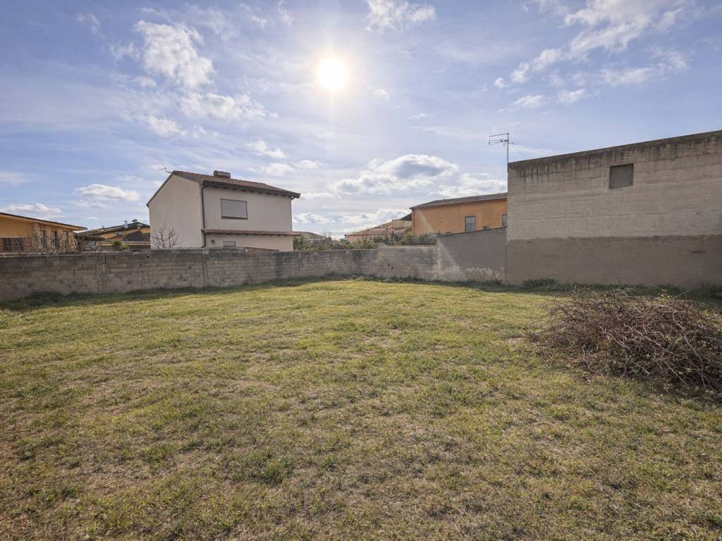 Terreno a Sanluri in Via Ludovico Ariosto - Foto 3