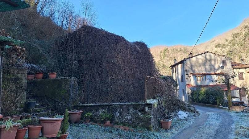 Immobile a Bagni di lucca in Via Fabbriche, 81 - Foto 2