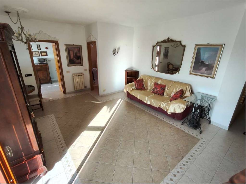 Appartamento a Sarzana in via sarzanello - Foto 3