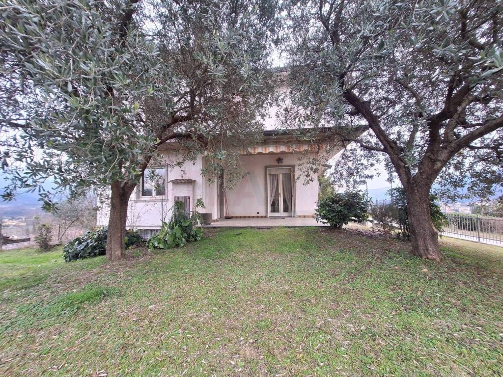 Villa a Paratico in via San Pietro, 23 - Foto 2