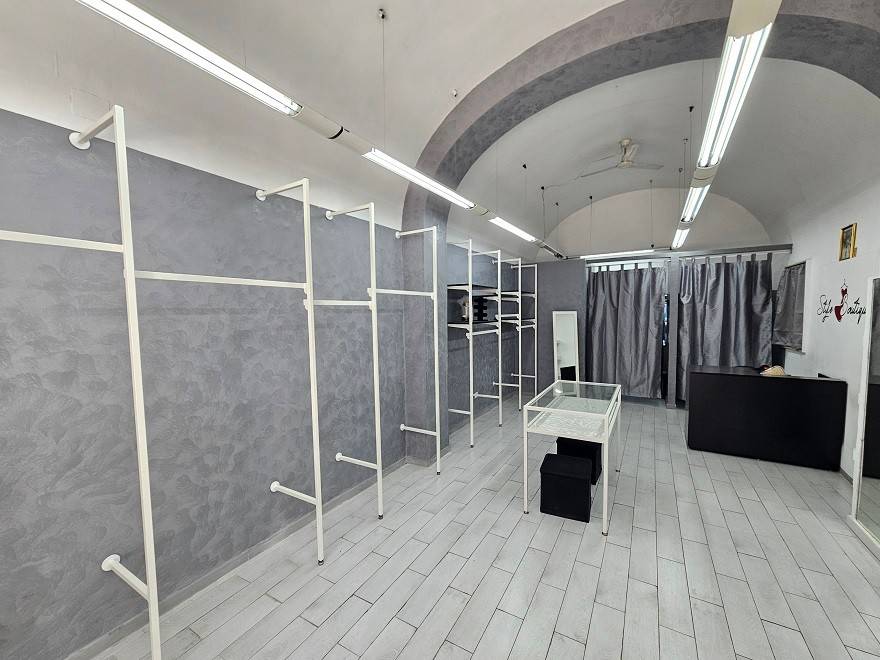 Appartamento a Bari in Via Principe Amedeo, 381 - Foto 5