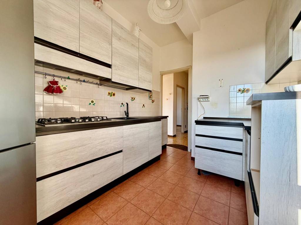 Appartamento a Olgiate comasco in Via Giovanni Tarchini - Foto 4