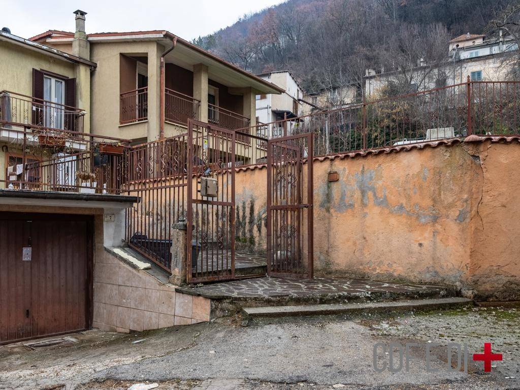Villa a Borgorose in Via Marsicana - Foto 5