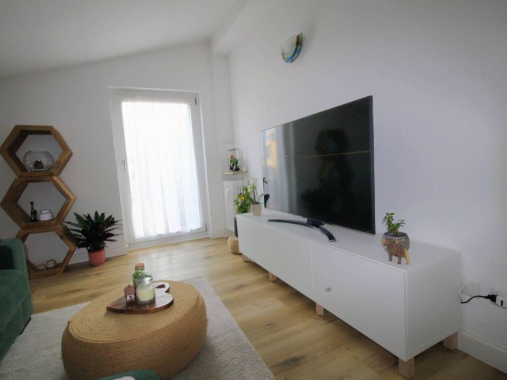 Appartamento a Verona in Piazzetta Serego, 4 - Foto 5