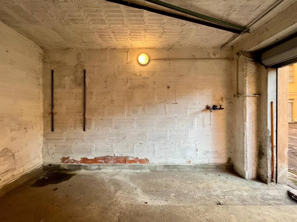 Box / garage a Bologna in Via Adelaide Ristori, 11 - Foto 4