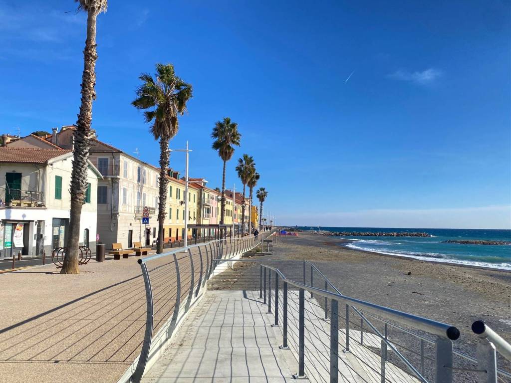 Appartamento a Imperia in Via Aurelia - Foto 3