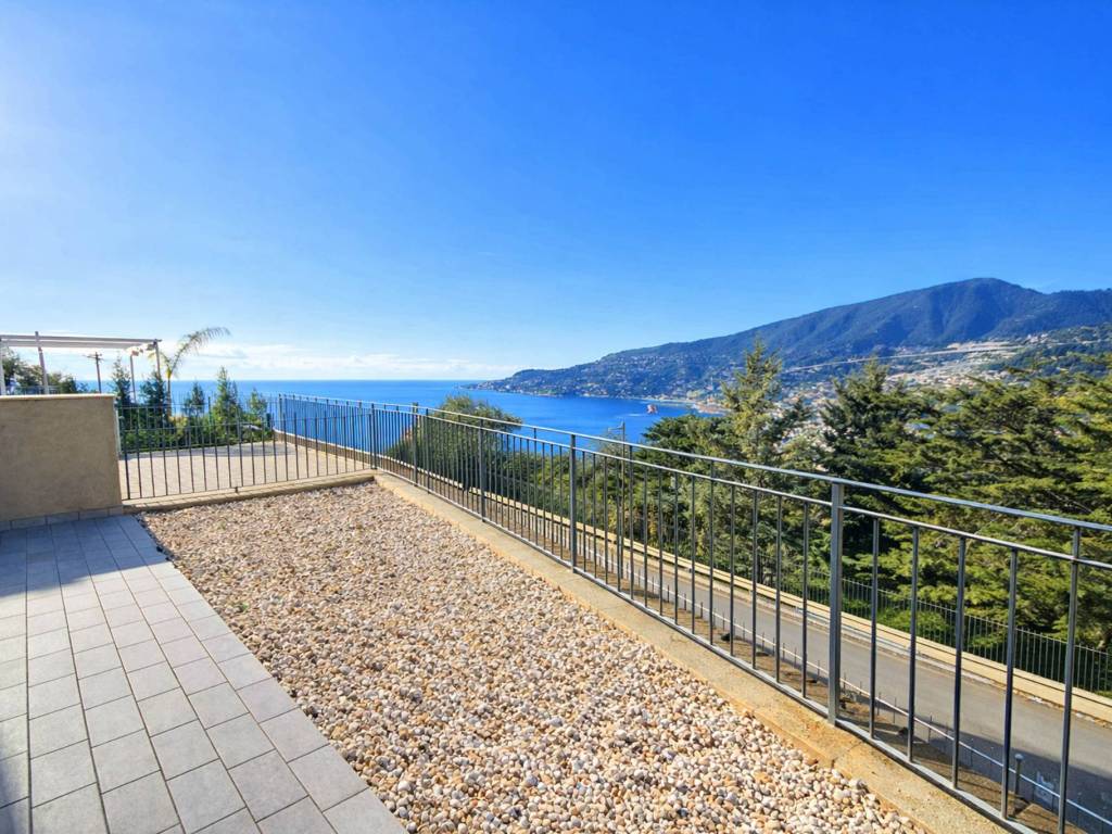 Villa a Ospedaletti in Via degli Anemoni - Foto 3