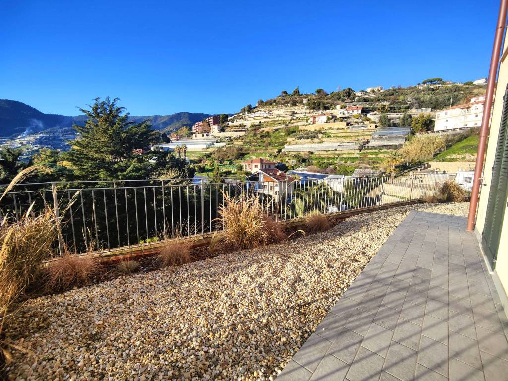 Villa a Ospedaletti in Via degli Anemoni - Foto 5