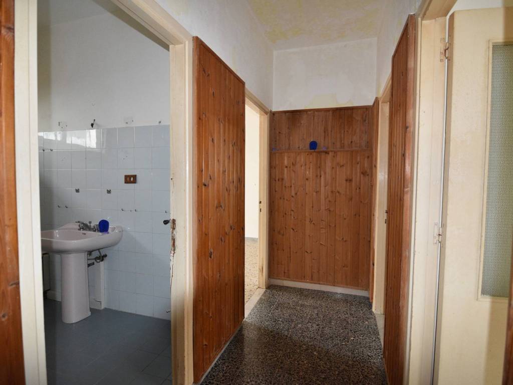 Appartamento a Macomer in Via Enrico Fermi, 5 - Foto 2