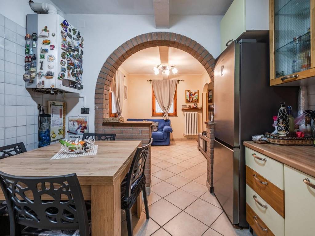 Appartamento a Reggio emilia in Via Massimo Samoggia - Foto 5