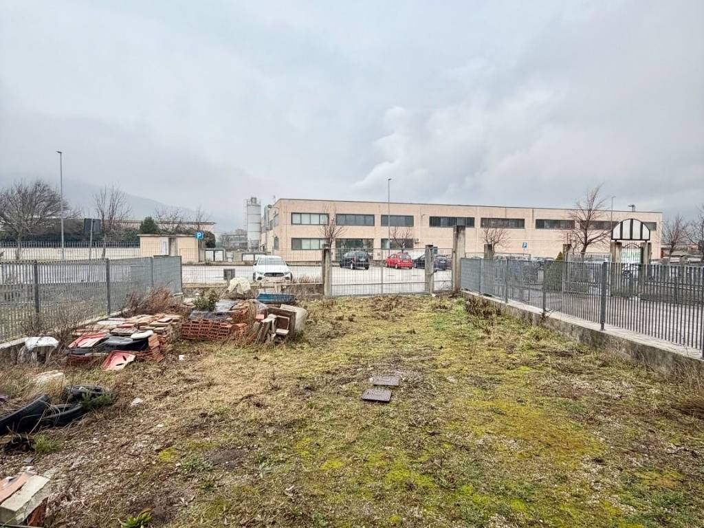 Immobile a Fossato di vico in Via Commerciale, 17 - Foto 3