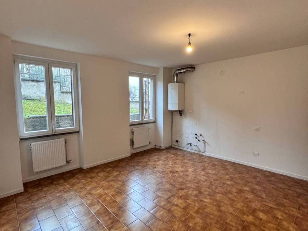 Appartamento a Monguzzo in Via Montale, 12 - Foto 5