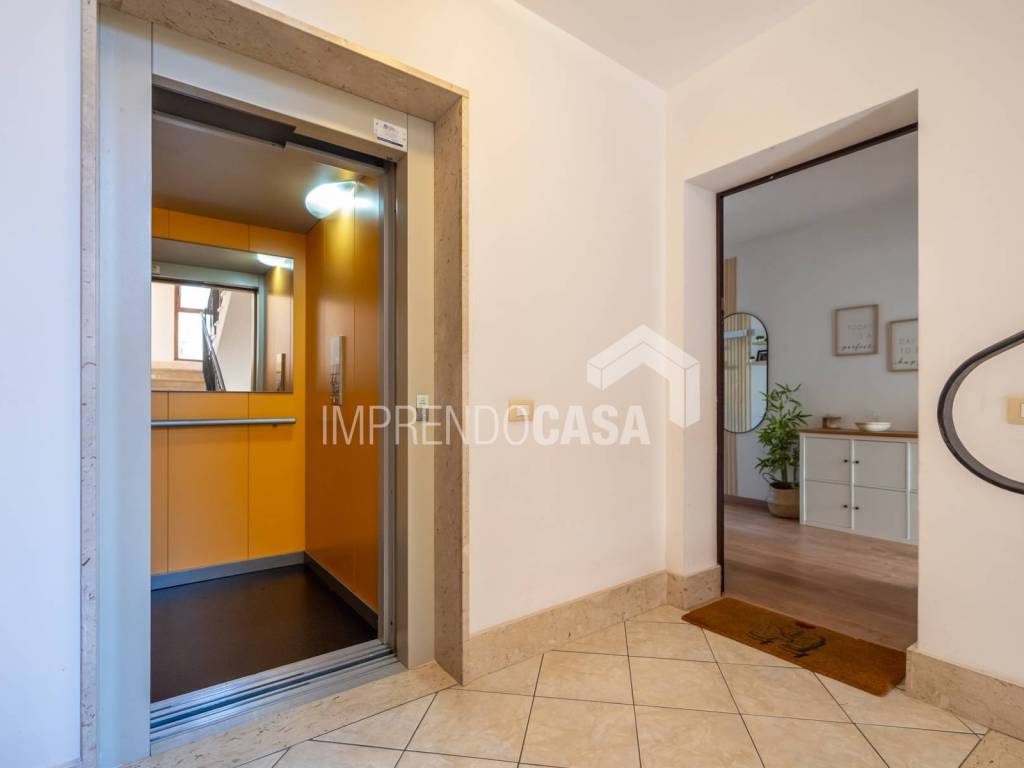 Appartamento a Carini in Via Don Luigi Sturzo, 7 - Foto 2