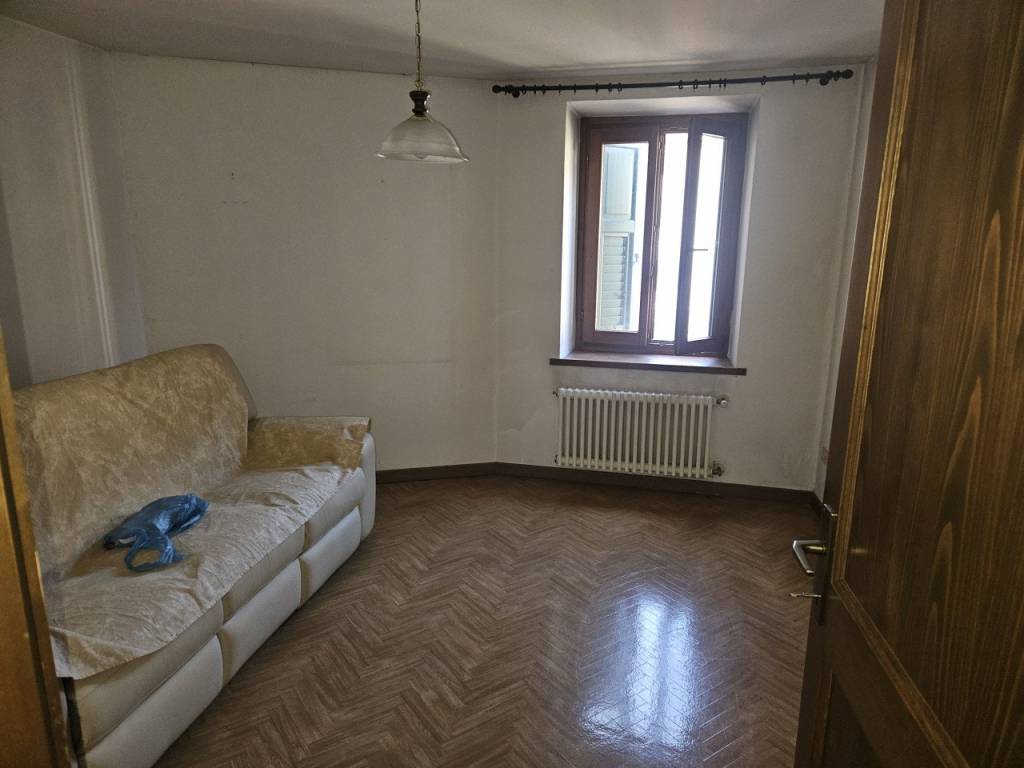 Appartamento a Malè in Via Trento, 39 - Foto 4