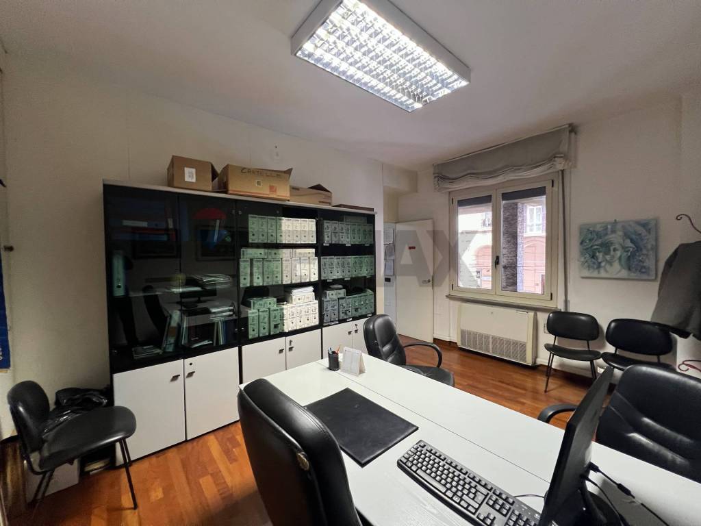 Immobile a La spezia in Via Vittorio Veneto - Foto 2