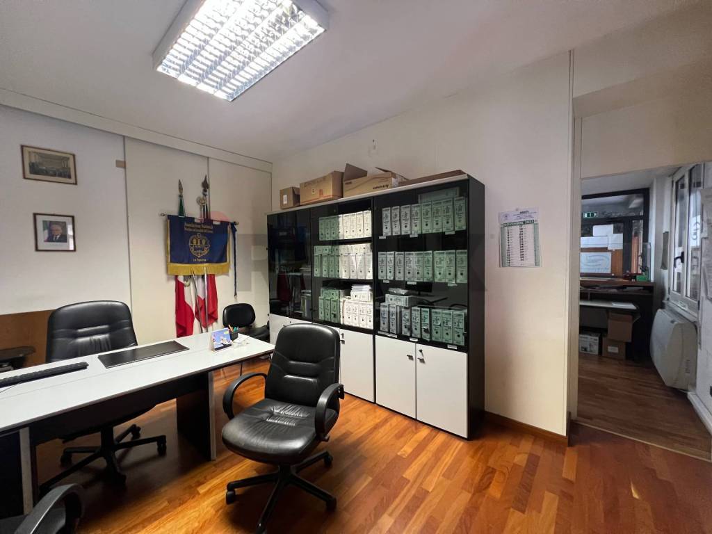 Immobile a La spezia in Via Vittorio Veneto - Foto 3