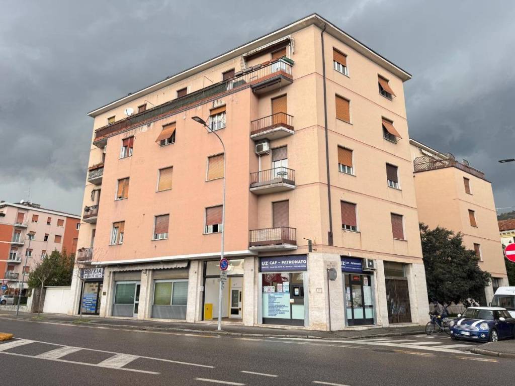 Appartamento a Brescia in Via Arrigo Boito - Foto 2