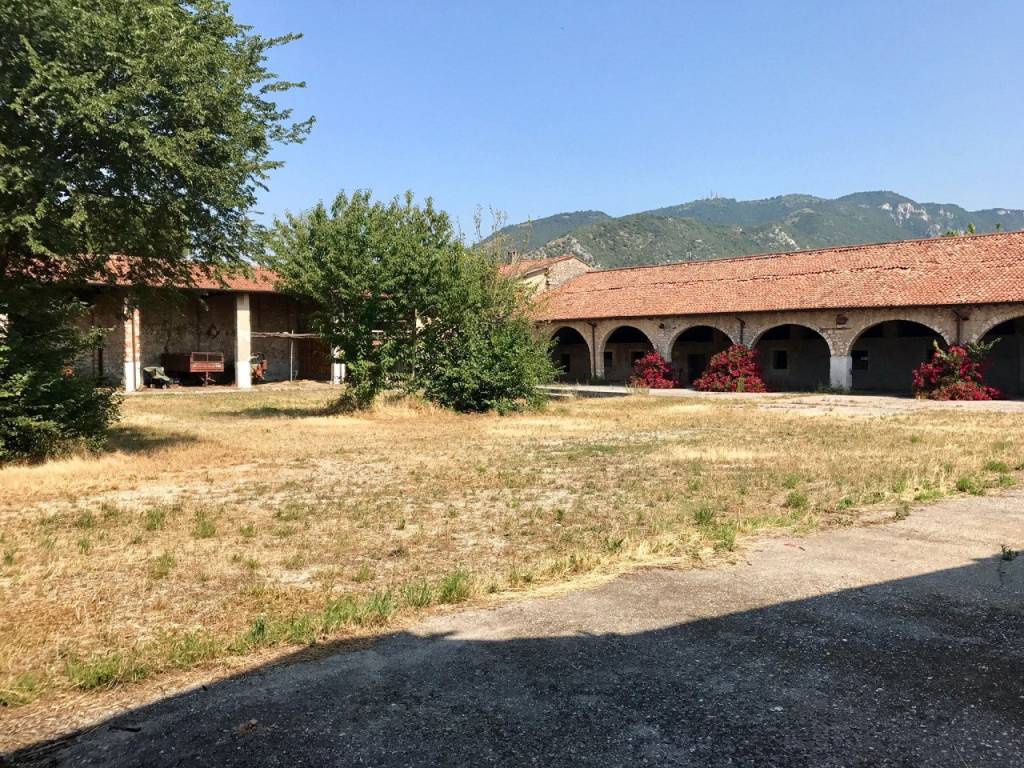 Rustico / casale a Brescia in Via Rezzole - Foto 2